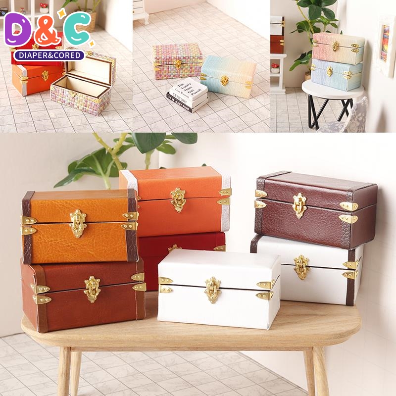 Vintage Collectible Dolls - Valise l'inventaire en cuir vintage, boîte