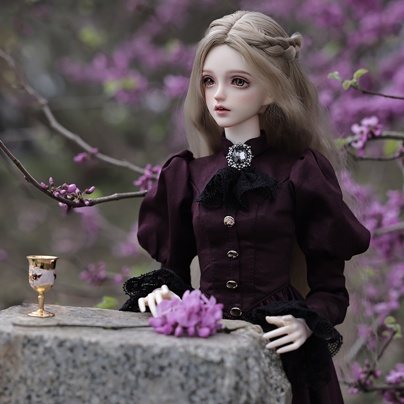 Elina-Robe violette aristocrat - Vintage Collectible Dolls avis et prix